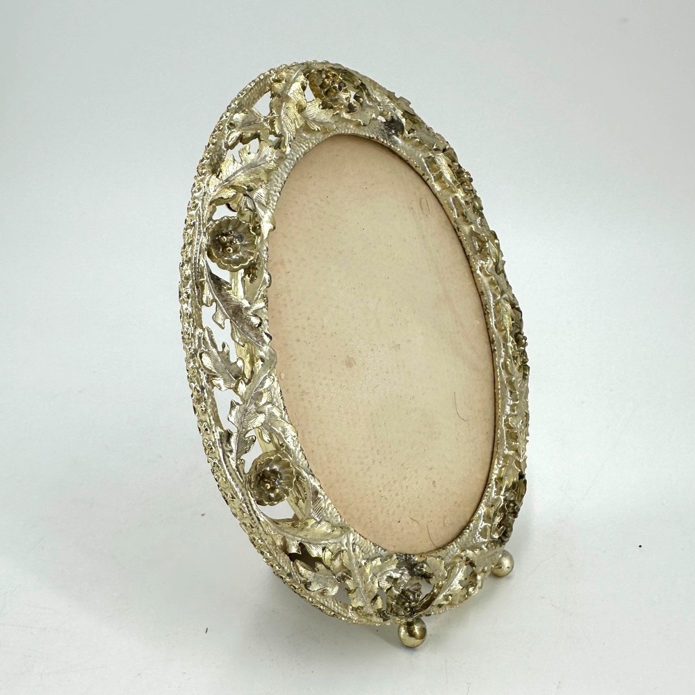 Vintage Ornate Gold Brass Oval Picture Frame w/ Filigree Floral Pattern 2.5"x 4"